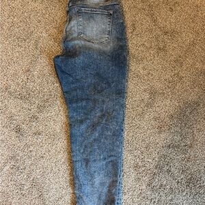 KanCan Women's Straight Leg Jeans in Medium Blue Wash